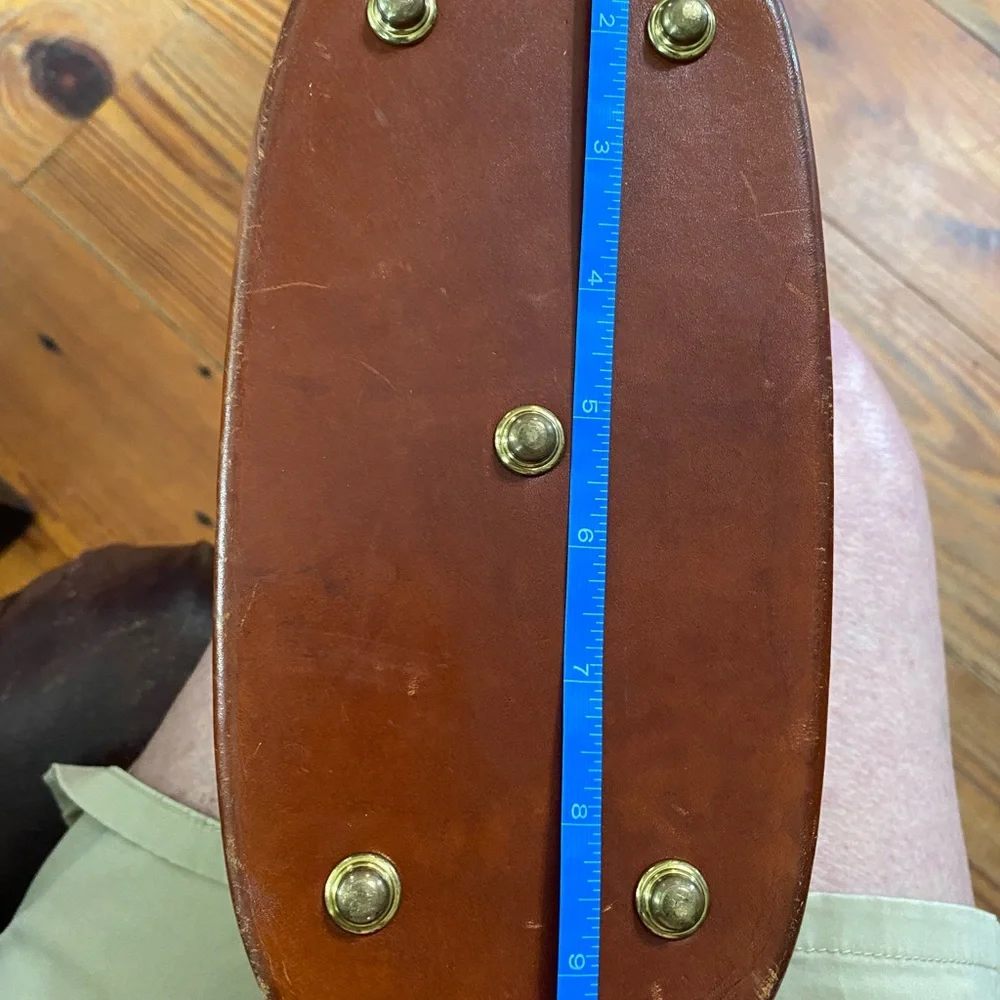 Dooney & Bourke cream leather purse - Picture 8 of 10